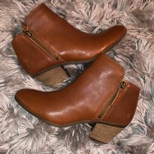 FRYE Judy Zip Leather Ankle Booties 6.5M